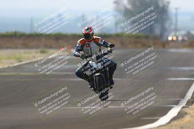 media/Sep-20-2025-TrackDaz (Sat) [[27f0cde673]]/C Group/240pm (Turn 9)/